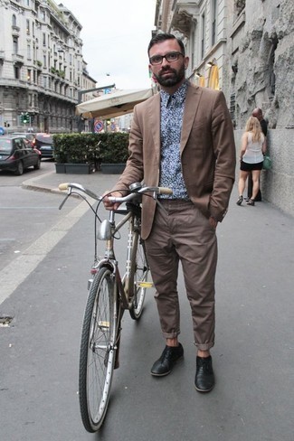 Какие оксфорды носить с светло-коричневым пиджаком