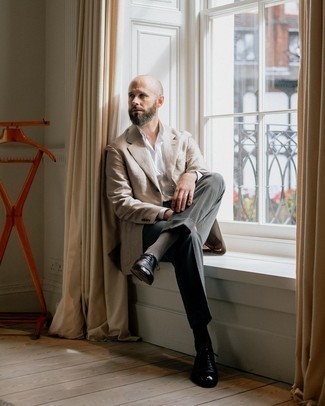 Какие оксфорды носить с светло-коричневым пиджаком