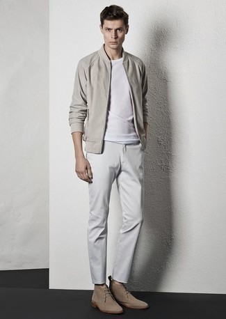 Какие ботинки дезерты носить с светло-коричневым бомбером