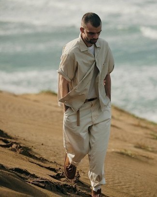 С чем носить светло-коричневый ремень из плотной ткани мужчине