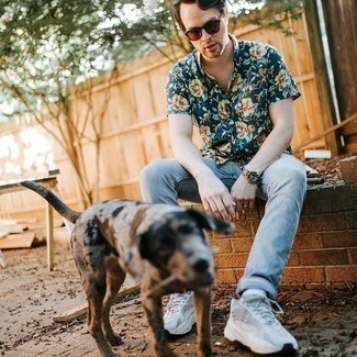 С чем носить светло-коричневые часы из плотной ткани мужчине