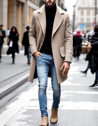 Какие джинсы носить с светло-коричневыми ботинками челси мужчине