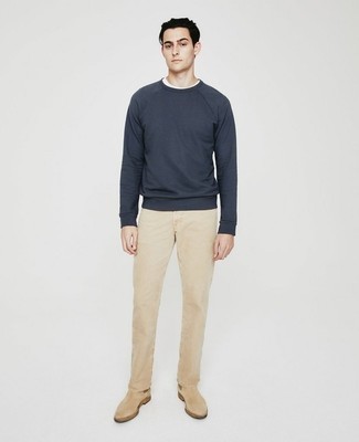 Какие свитшоты носить с светло-коричневыми ботинками челси мужчине