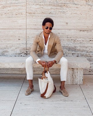 С чем носить светло-коричневый двубортный пиджак мужчине