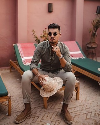 С чем носить светло-коричневые эспадрильи мужчине