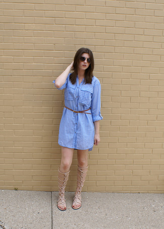 С чем носить светло-коричневые высоких гладиаторов