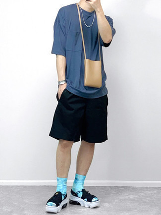 С чем носить светло-коричневую кожаную сумку мужчине