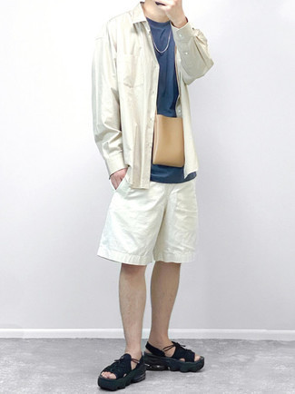 С чем носить светло-коричневую кожаную сумку мужчине