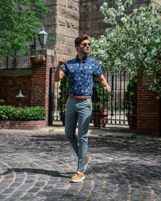 С чем носить светло-коричневые кожаные топсайдеры