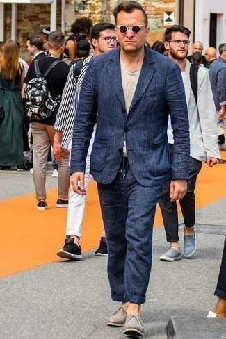 С чем носить светло-коричневые кожаные туфли дерби