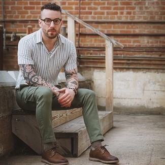 С чем носить светло-коричневые кожаные часы мужчине