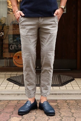 С чем носить светло-коричневые льняные брюки мужчине