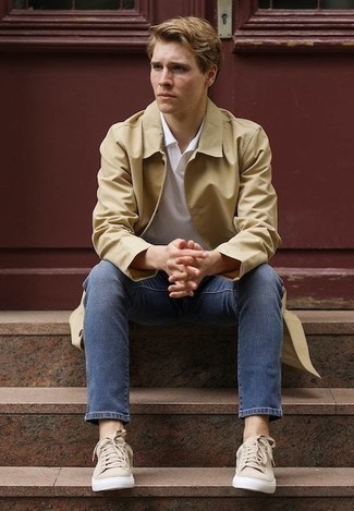 Какие дождевики носить с светло-коричневыми низкими кедами мужчине