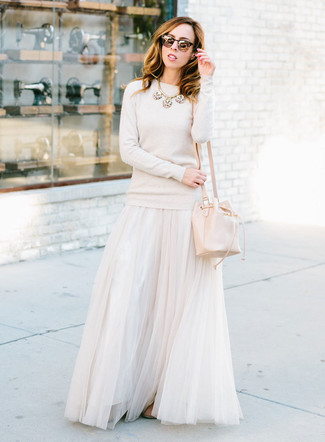 С чем носить светло-коричневую длинную юбку