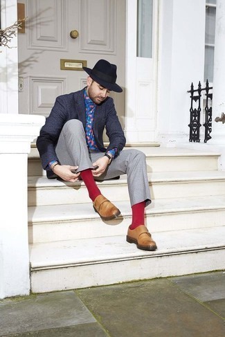 С чем носить светло-коричневые монки