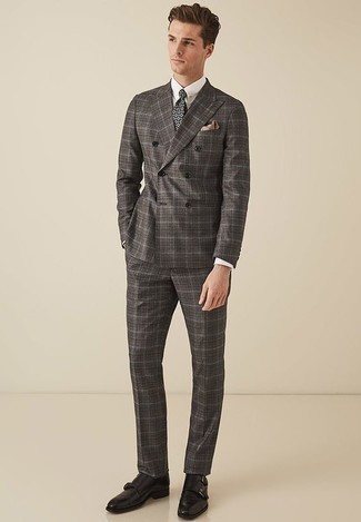 С чем носить светло-коричневый нагрудный платок