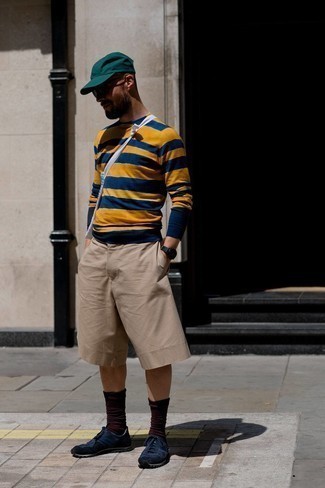 С чем носить светло-коричневые шорты мужчине