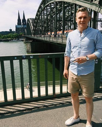 С чем носить светло-коричневые шорты мужчине