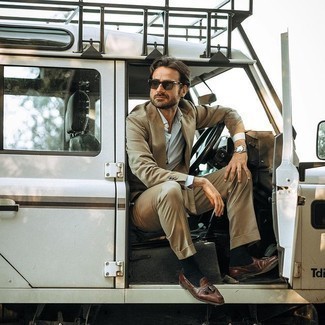 Какие оксфорды носить с светло-коричневым костюмом