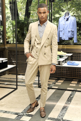 С чем носить светло-коричневый костюм-тройку