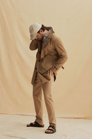 Какие сандалии носить с светло-коричневым плащом мужчине