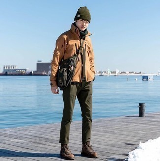 С чем носить светло-коричневую ветровку мужчине