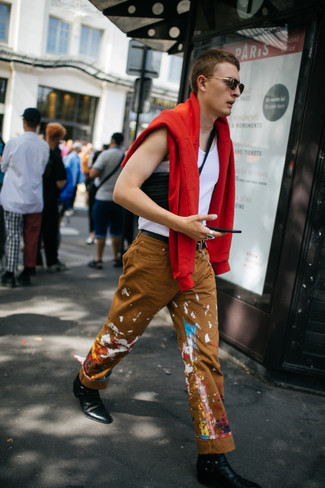 Как носить майку с свитшотем мужчине