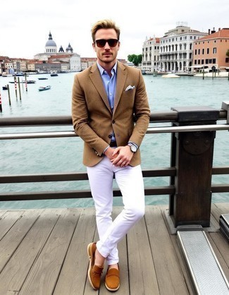 Как носить лоферы с кисточками с брюками чинос