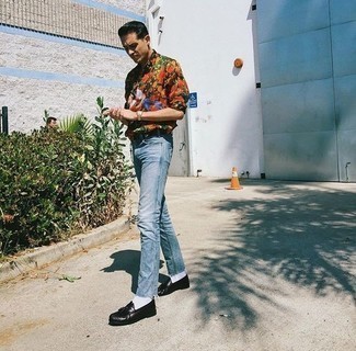 Как носить лоферы с кисточками с джинсами