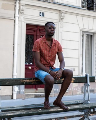 Как носить лоферы с кисточками с шортами