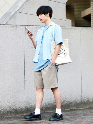 Как носить лоферы с кисточками с шортами