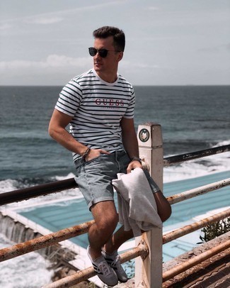 С чем носить темно-бирюзовый браслет из бисера мужчине