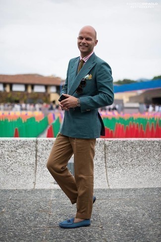 С чем носить темно-бирюзовый пиджак мужчине