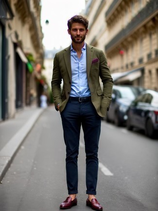 Какие лоферы носить с темно-бирюзовым пиджаком мужчине