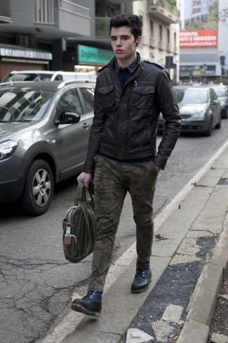 С чем носить темно-бирюзовый портфель