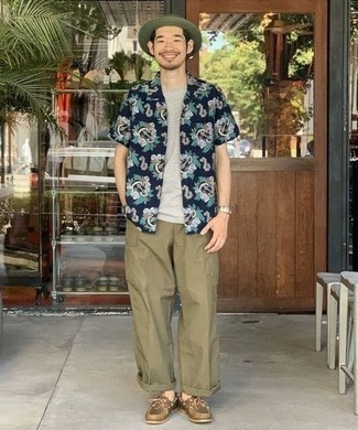 С чем носить темно-бирюзовую панаму мужчине