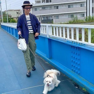 С чем носить темно-бирюзовые брюки карго