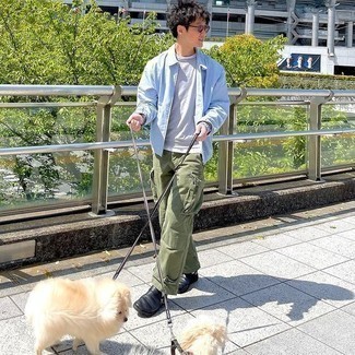 С чем носить темно-бирюзовые брюки карго