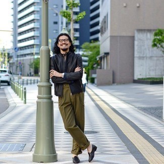 С чем носить темно-бирюзовые брюки карго