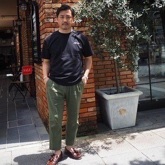 Какие лоферы носить с темно-бирюзовыми брюками чинос