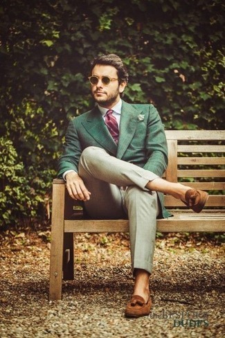 С чем носить темно-бирюзовый двубортный пиджак мужчине