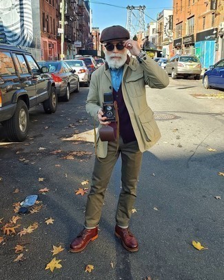 Какие трикотажные жилеты носить с темно-бирюзовой полевой курткой