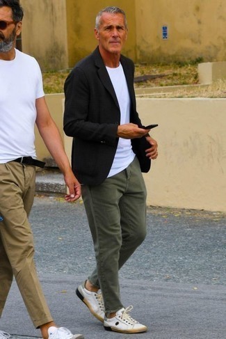 Какие пиджаки носить с темно-бирюзовыми джинсами мужчине