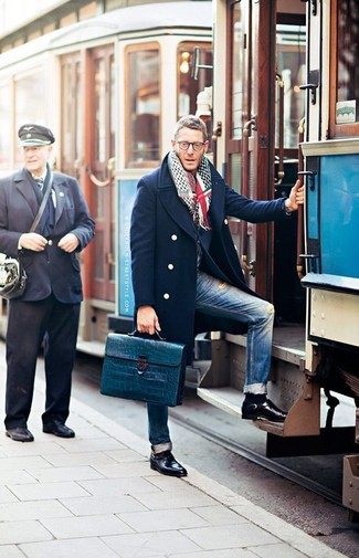 С чем носить темно-бирюзовый кожаный портфель