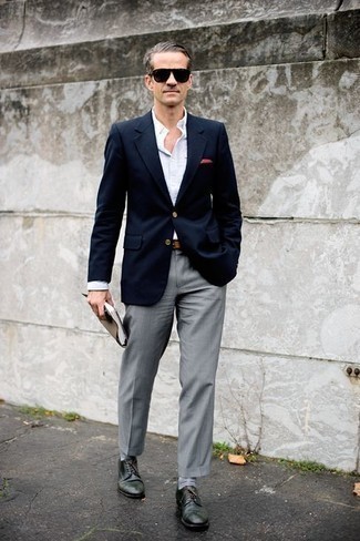 С чем носить темно-бирюзовые кожаные туфли дерби