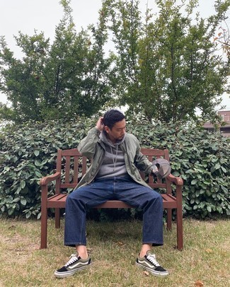 С чем носить темно-бирюзовые низкие кеды мужчине