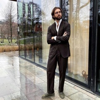 С чем носить темно-бирюзовые низкие кеды мужчине