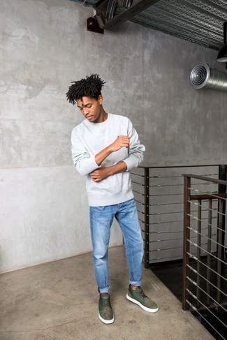 С чем носить темно-бирюзовые низкие кеды мужчине