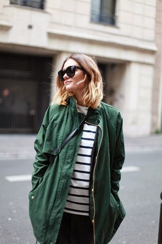 С чем носить темно-бирюзовую парку женщине