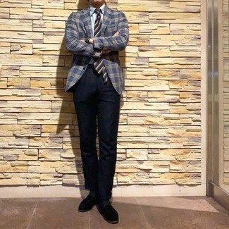 С чем носить темно-бирюзовый нагрудный платок